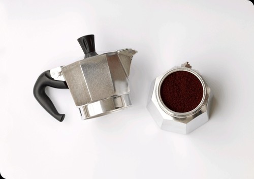 Bialetti Moka Express 4 Cup Aluminium Stovetop Coffee Maker Percolator Moka Pot - Bild 6 von 9