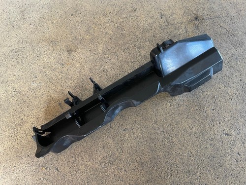 Verkleidung Heckklappenschloß VW Passat 3BG 3B9827569 Schwarz Soul