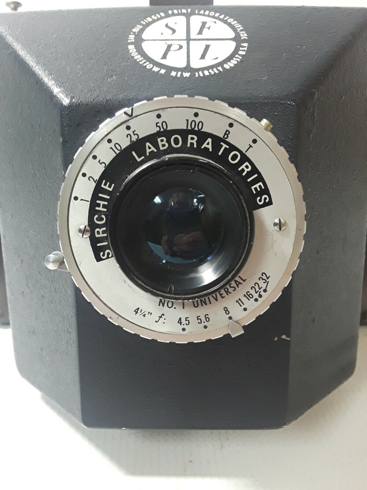 Foto 5 di 9