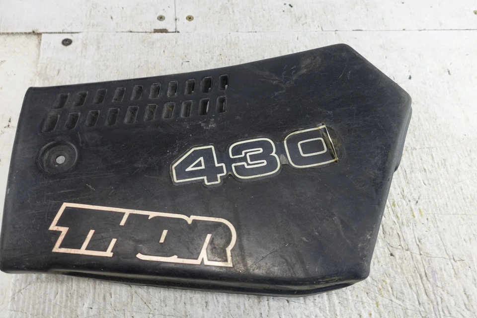 Cubierta de caja de aire Husqvarna 250 430 500 1987-88 pieza usada P/N 15-15-044-01 Foto 2 de 4