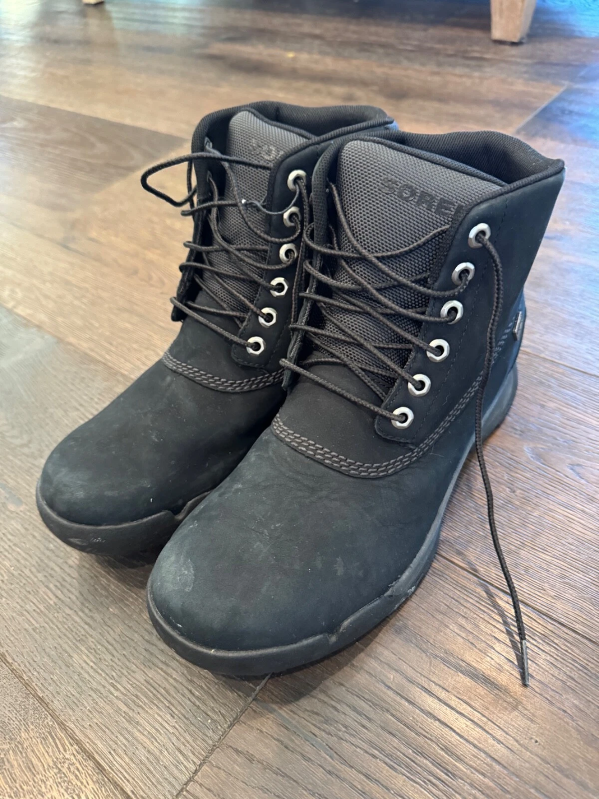 Sorel Men's "OutDry" Waterproof Boots Size 11-(USA) 44-(Euro) Black