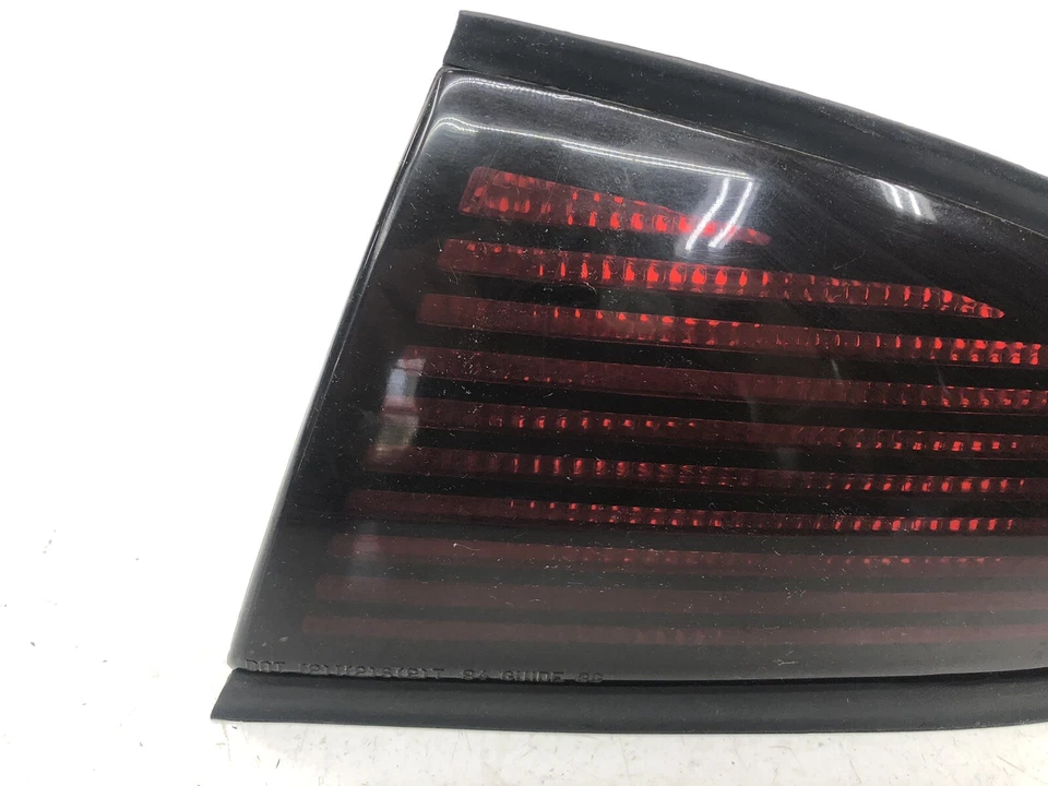 Oldsmobile Aurora Luz Trasera Pasajero Piloto 1995 1996 1997 1998 1999 7428 Foto 3 de 4