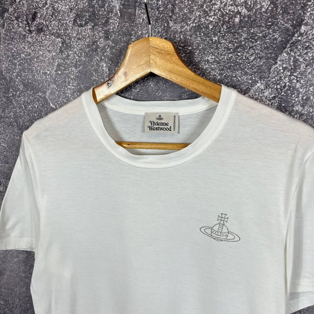 【関税&送料込】Vivienne Westwood Orb Logo T-Shirt Vivienne Westwood Small Orb Logo T-Shirt White Size S | eBay