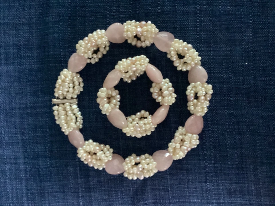 Wempe zartes Set (Kette + Armband) mit Rosenquarz und Süsswasserperlen - Bild 4 von 4