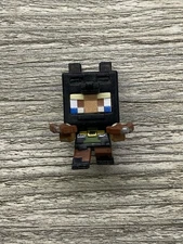 Minecraft EXPLORER SHADOW WALKER Mini-Figure Dungeon Series 24 - PACK OF 2!