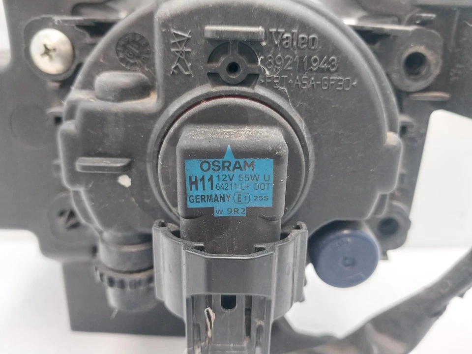 SUZUKI S-CROSS RIGHT BUMPER FOGLAMP JY 09/2013-05/2022 779023 - image 4 of 4