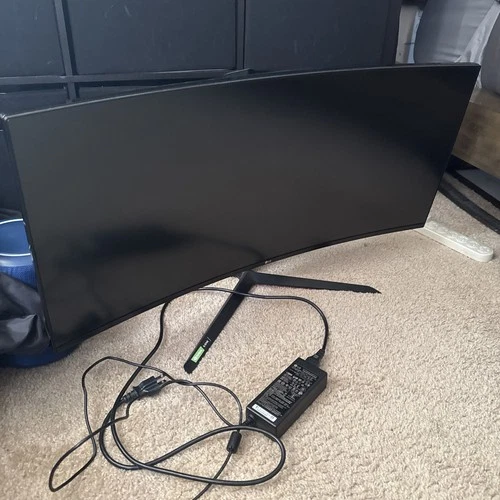 LG 34gn850-b Ultragear 34" QHD 3440x1440 21:9 Curved 160Hz Gaming Monitor