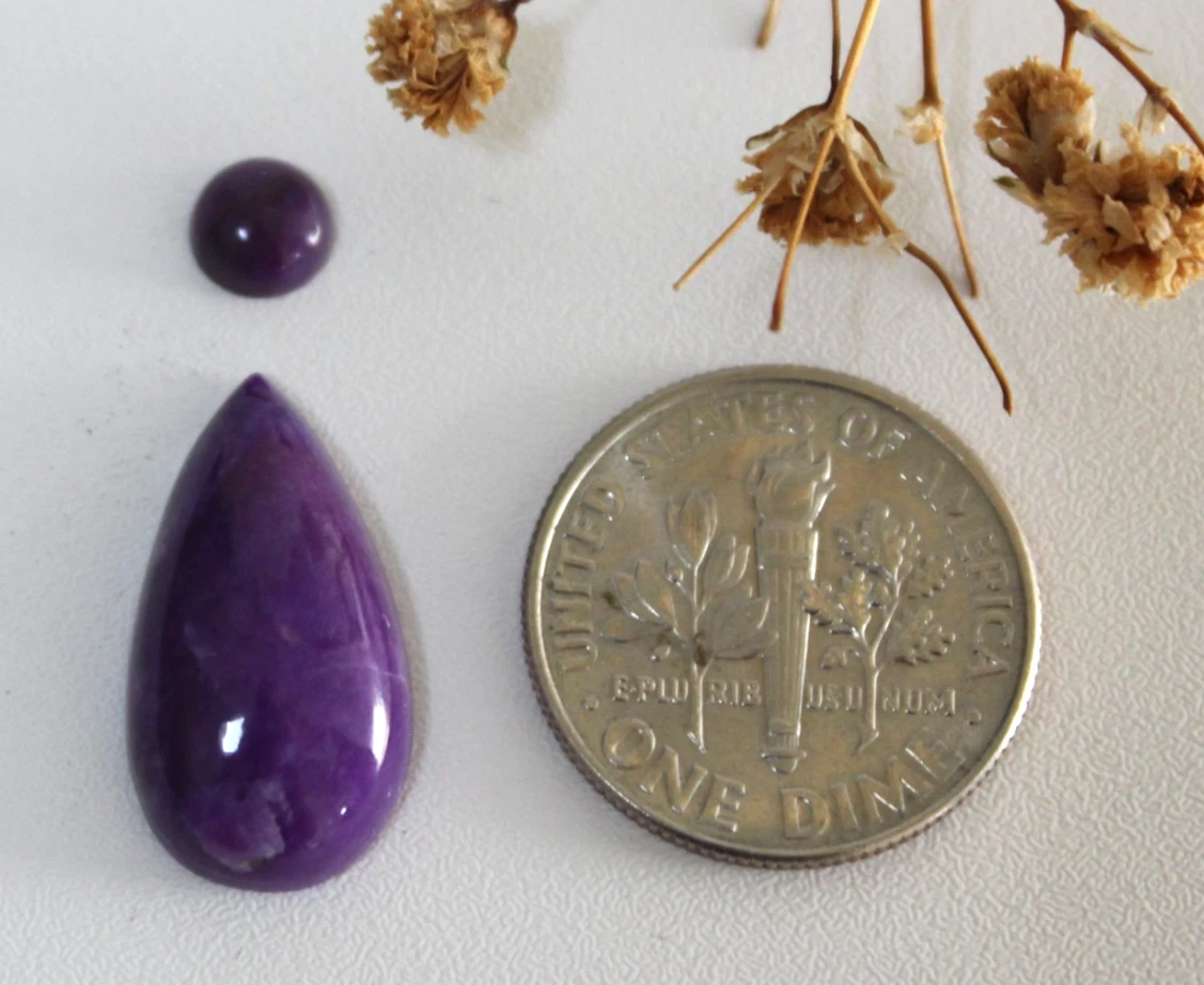 Sugilite Véritable D'Afrique 12.4 CT – Pierre Précieuse Cabochon Poire, Non Traitée, 9939K