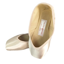 Russian Pointe Rubin Pointe Shoes Sz 34.5 W4 V2 - Flex Soft V-Cut Discontinued