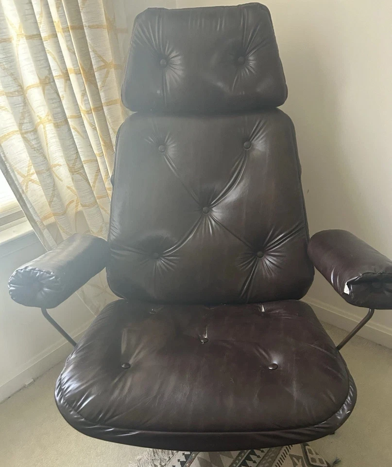 Sillón de cuero sintético moderno de mediados de siglo raro de colección ROCAS GIRATORIAS - sin otomana Foto 4 de 4