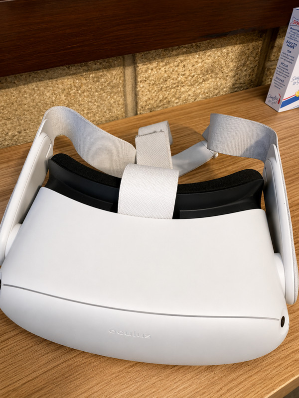 Meta Oculus Quest 2 VR Headset + Left Controller – No Right Controller –  128gb