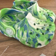 NEW Crocs Classic Glow In The Dark Marbled Clog Green Tye Dye Toddler US C5