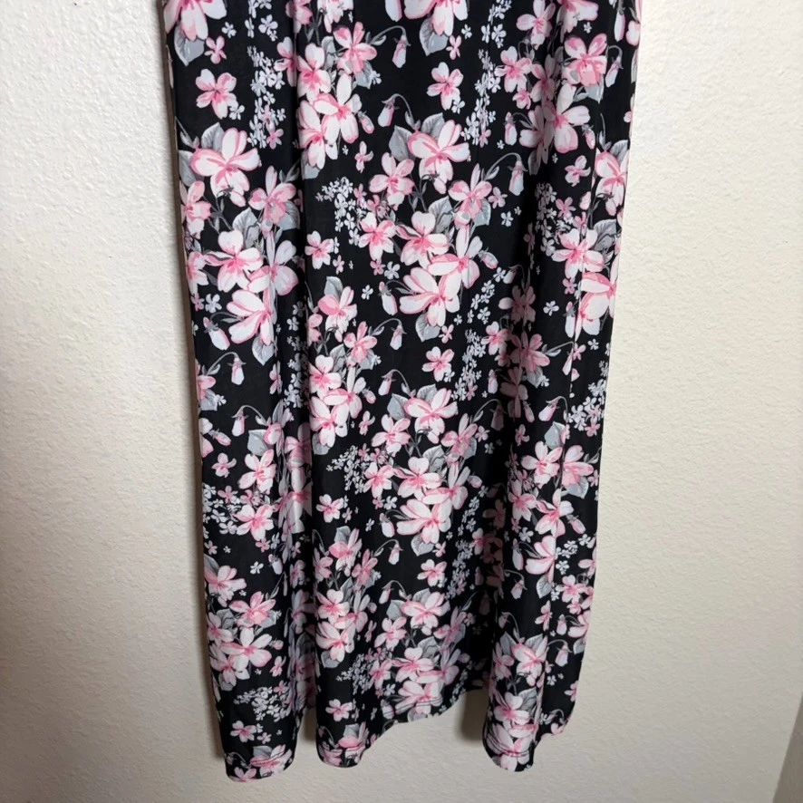 Vestido sin mangas para mujer Rene Rofe grande floral sin mangas cuello en V encaje pijama Foto 4 de 4