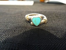  789--VINTAGE HOB MEXICO 925 STERLING SILVER RING WITH TURQUOISE HEART-SIZE-7