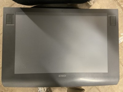Wacom Intuos 3 USB Drawing Graphics Tablet XLarge 12''x18'' Active Area PTZ-1231W