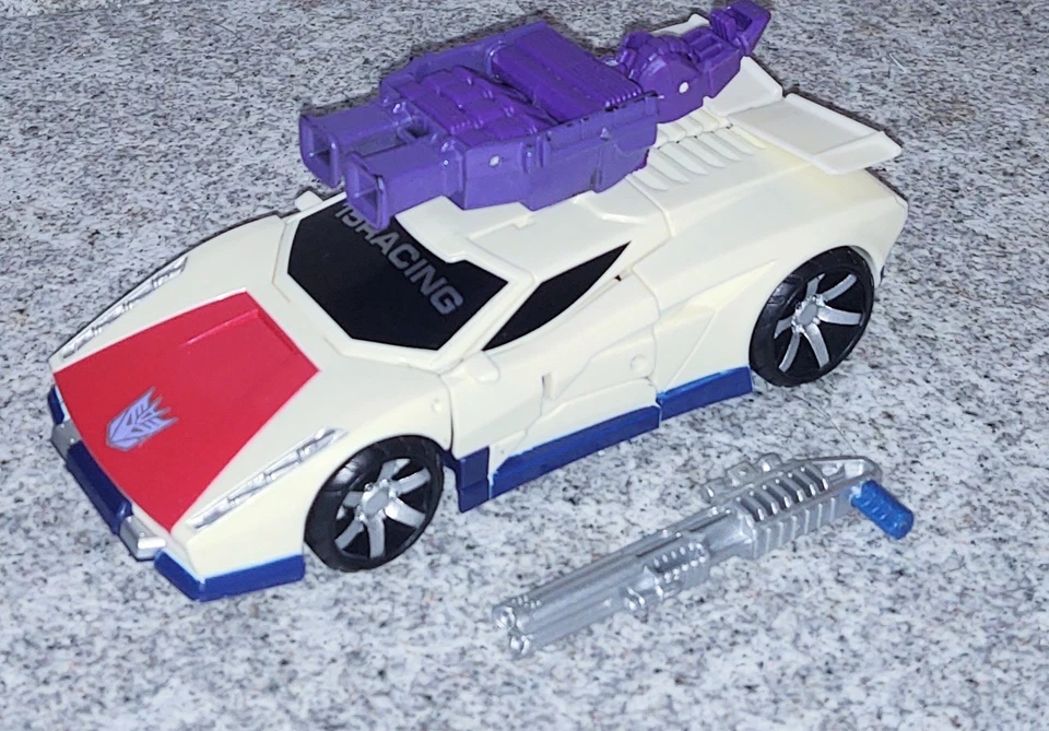 Transformers Combiner Wars BREAKDOWN Deluxe Generations  - Image 2 of 4