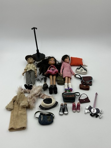 Bratz & Moxie Puppen Set MGA 2 Mädchen & 1 Junge mit Kleidung & Zubehör wie abgebildet - Bild 2 von 12