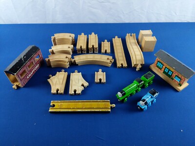 Thomas Friends 60TH ANNIVERSARY SET GOLDEN TRACK subset RARE