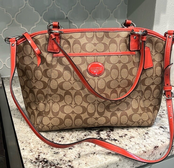 COACH Sig C design Large Tote w/ shoulder strap Brown w/coral trim