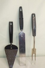 Vtg 2 Ekco Kitchen Utensils Black Handles Pie server Spatula & CHEIF Meat Fork