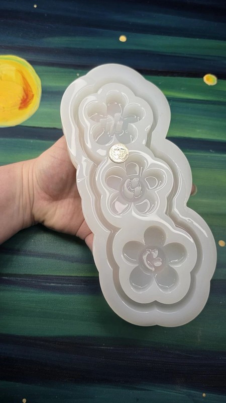 XL Triple Flower B grade Handmade Silicone Mold Oddityabyss