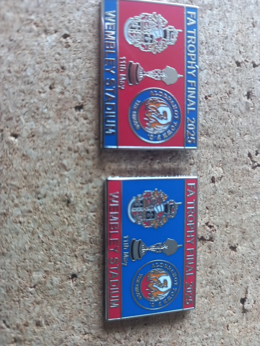 Insigne broche vintage Aldershot Football Club AFC 1926 fabricant VS&L