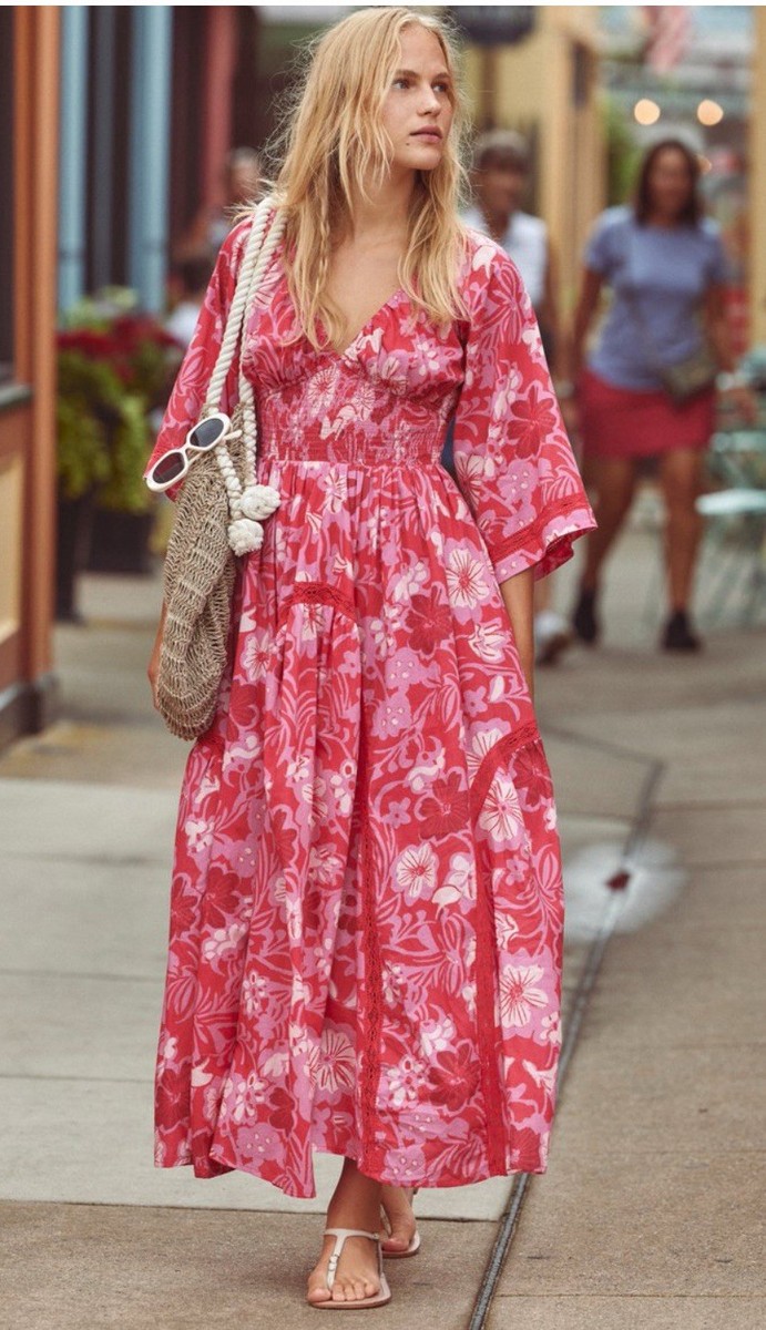 linen midi shirt dress Donna Karan Women's Linen-Blend Floral in Lawn Multi Green, Size 8 measures are body measures Engagement Party Black Engagement BRAND_Emilio Pucci Color:Black & Retro Blue