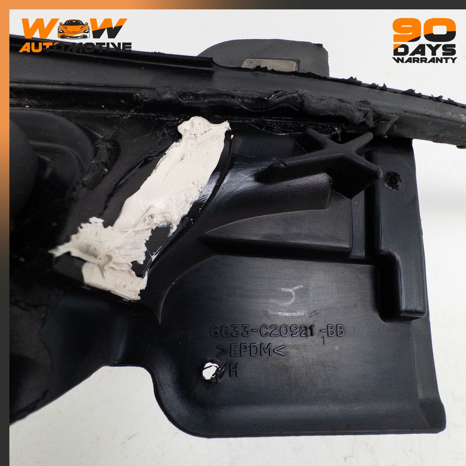 06-16 ASTON MARTIN V8 VANTAGE FRONT LEFT DOOR QUARTER WINDOW GLASS SEAL SET OEM