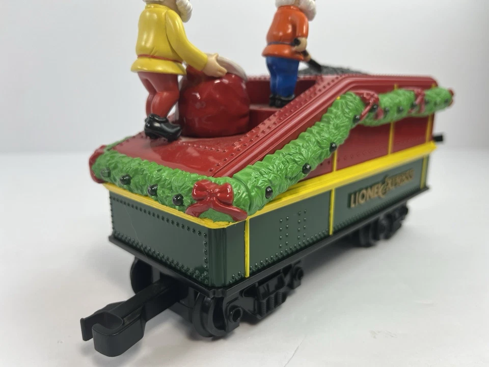 Lionel Holiday Christmas Tradition Express G-gauge Lighted Tender Elves 7-11102 - Image 4 of 4