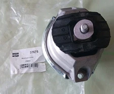 Front Right Engine Mount 37675 Fits BMW 5 Series E60 E61 6 Series E63 E64