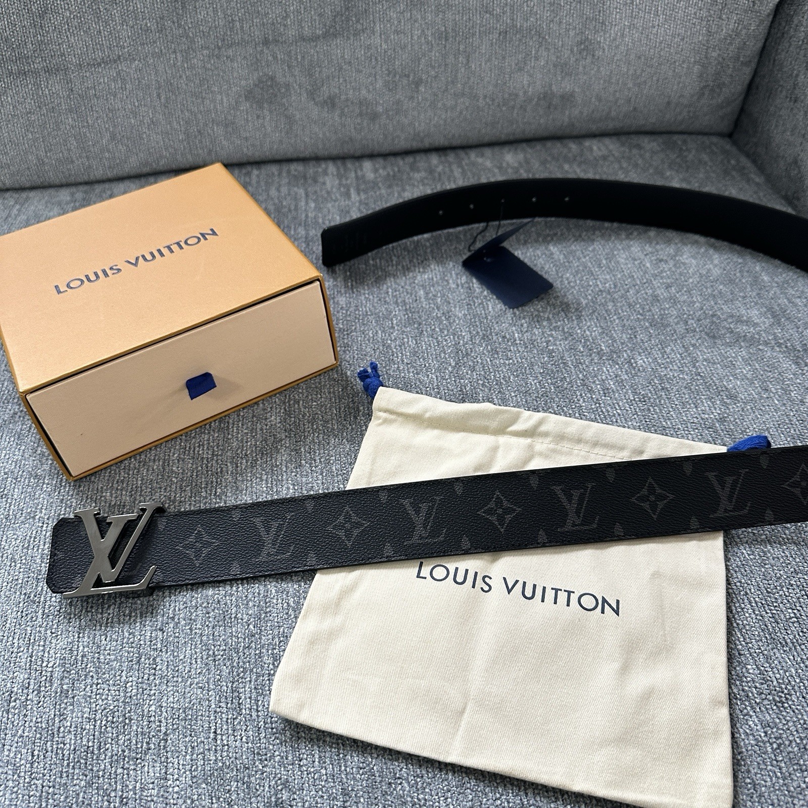 Authentic Louis Vuitton Black Eclipse Monogram Be… - image 7