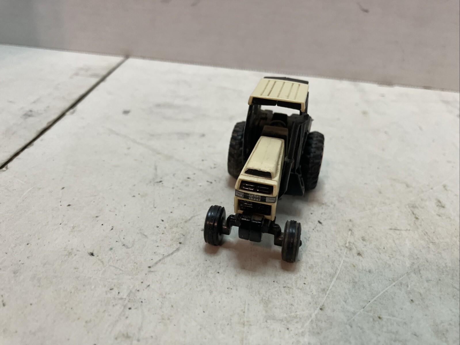 Picture 2 of 5