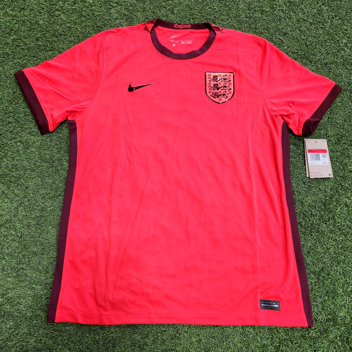 NIKE イギリス製　ゲームシャツ　ユーロナイキ Nike England Men's Stadium Away Jersey (Women's Euro) 2022 Bright