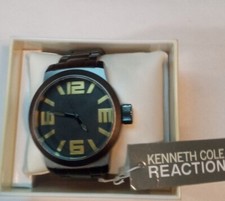 Reaction Kenneth Cole Large Quartz with original box