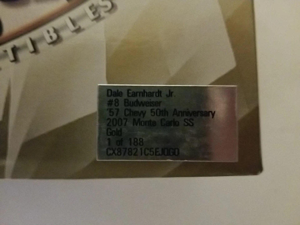 Dale Earnhardt Jr 8 Budweiser 2007 Monte Carlo 50 aniversario Oro 24 KT 1 de 188 nuevo en caja Foto 3 de 4