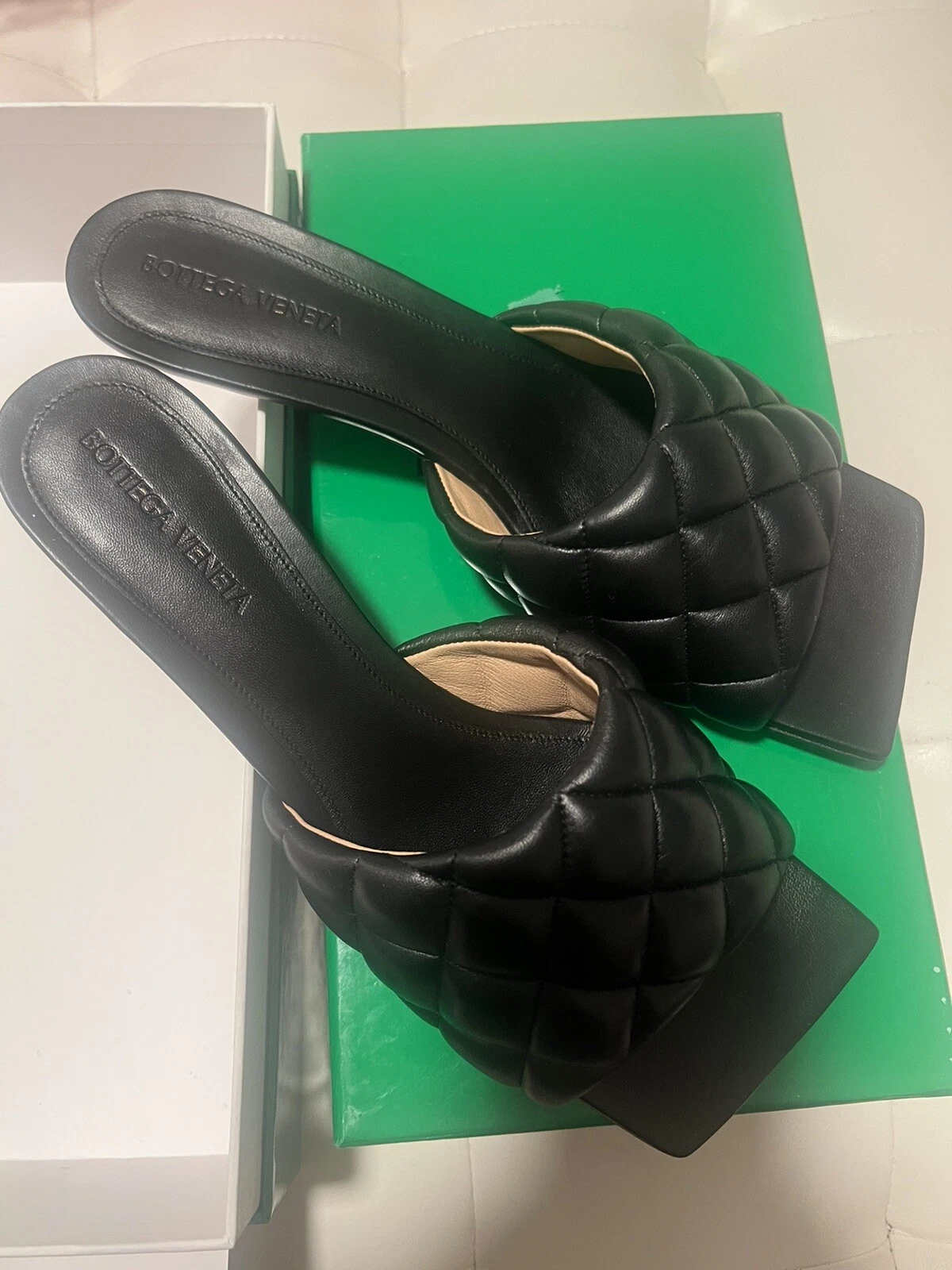 Sandali Bottega Veneta imbottiti trapuntati in pelle nera tacco di gattino mulo EU 38 &38 5