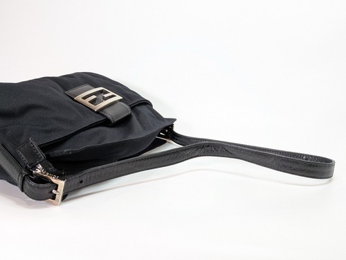FENDI Mamma Baguette Shoulder Bag Black - Picture 10 of 17