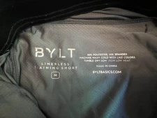 BYLT Linerless Training Shorts Men's Medium Gray Camo Stretch 5" Inseam 