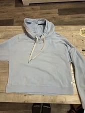 Vuori Women’s Laguna Cropped Hoodie Sweatshirt Size M Light Blue VW271