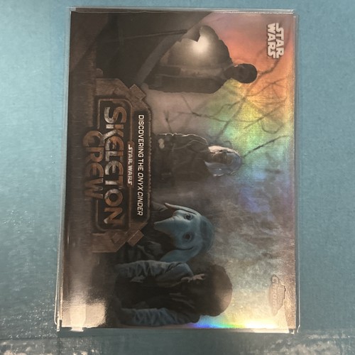 2025 Topps Chrome - Star Wars - Skeleton Crew “Discovering The Onyx Cinder” #SC6 - Picture 3 of 4