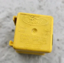 #F67B-13350-AA Ford 94-01 Mustang, 1995-2001 Explorer Turn Signal Flasher Relay