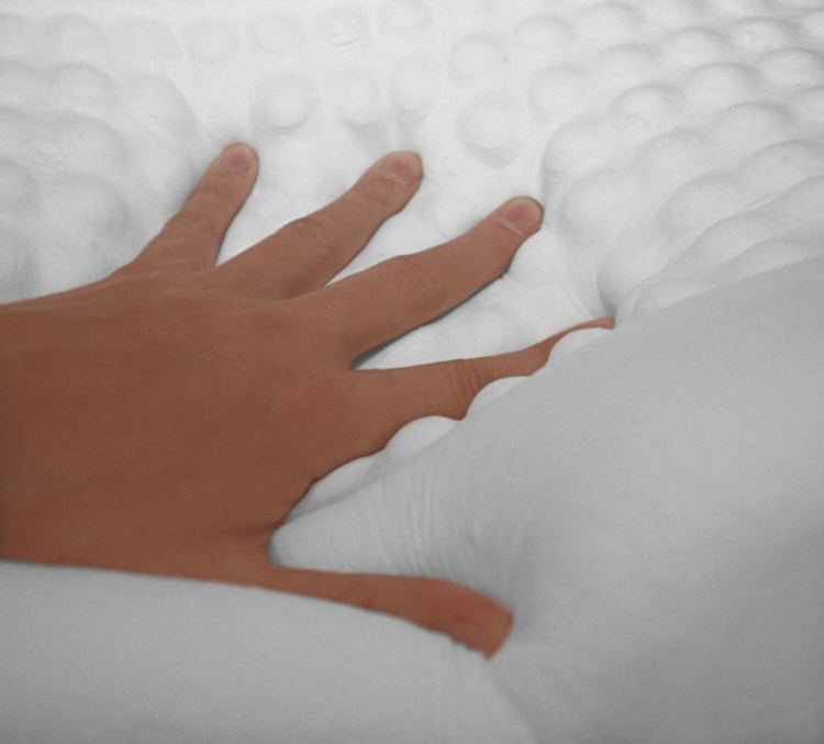 Viscoelastisches Schlafkissen Nackenkissen Visco Visko 80 x 40 cm Massage Noppen