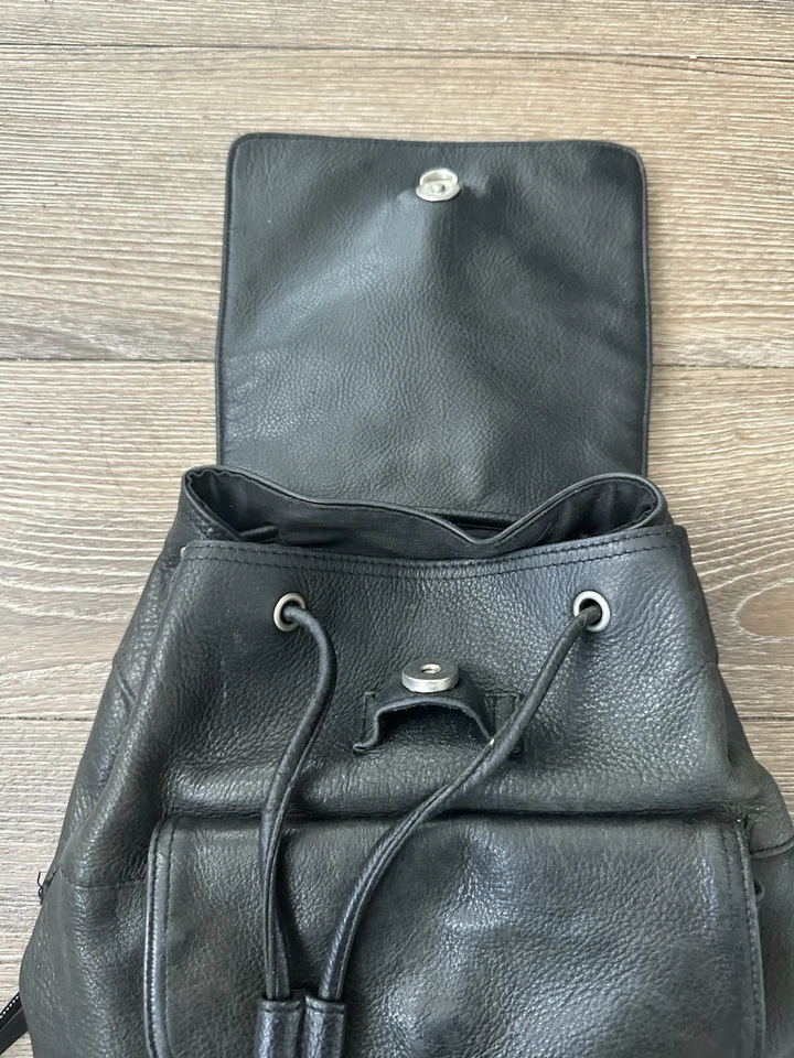 Mochila Charter Club vintage de cuero genuino Foto 3 de 4