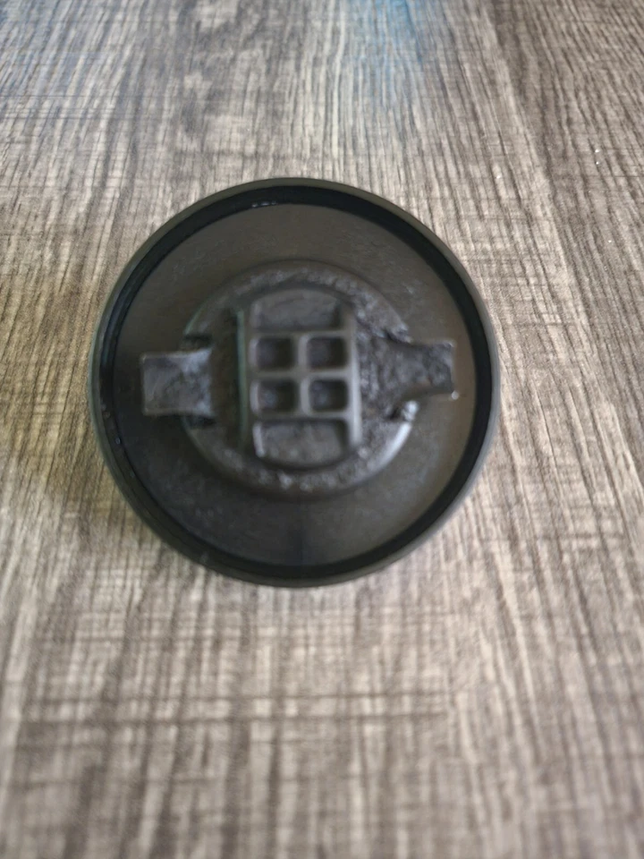 Volkswagen Oil FILLER CAP VW RABBIT JETTA GTI SCIROCCO CABRIOLET MK1  - Image 2 of 2