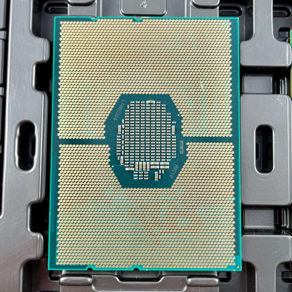 SR3M8 Intel Xeon Platinum 8165 24-Core 2.30GHz 33MB 205W LGA3647 CPU Processor - Image 2 of 4