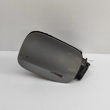 Mercedes-Benz CLS C218 Kraftstofftank-Klappendeckel A2185840915 3.0 Diesel 195 k Mercedes-Benz CLS C218 Kraftstofftank-Klappendeckel A2185840915 3.0 Diesel 195 k
