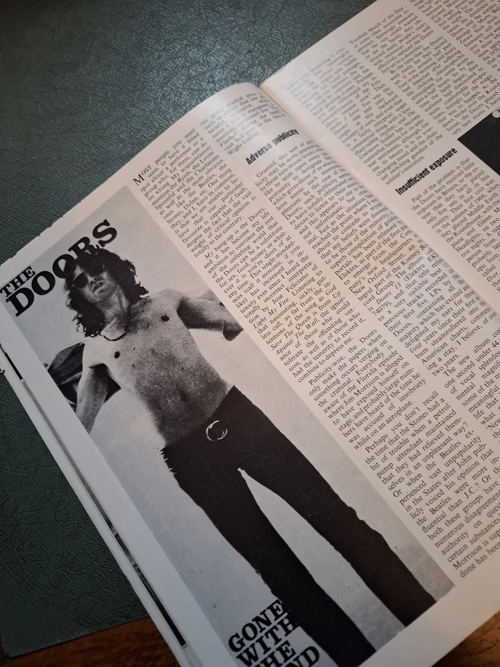 BEAT INSTRUMENTAL Magazine APRIL 1971 Fairport Convention Pink Floyd The Doors - Image 3 of 4