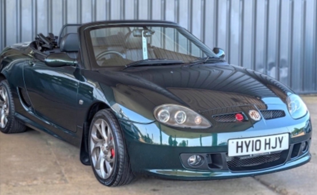 MG TF135 2010