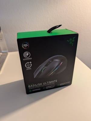 Razer Basilisk Ultimate Wireless Optical Gaming Mouse and Dock