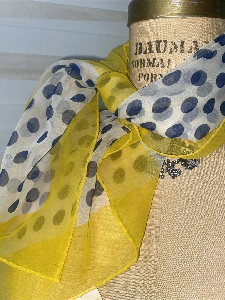 "Bufanda vintage Glentex amarilla a lunares 100 % poliéster Japón 26"" cuadrada" Foto 2 de 4